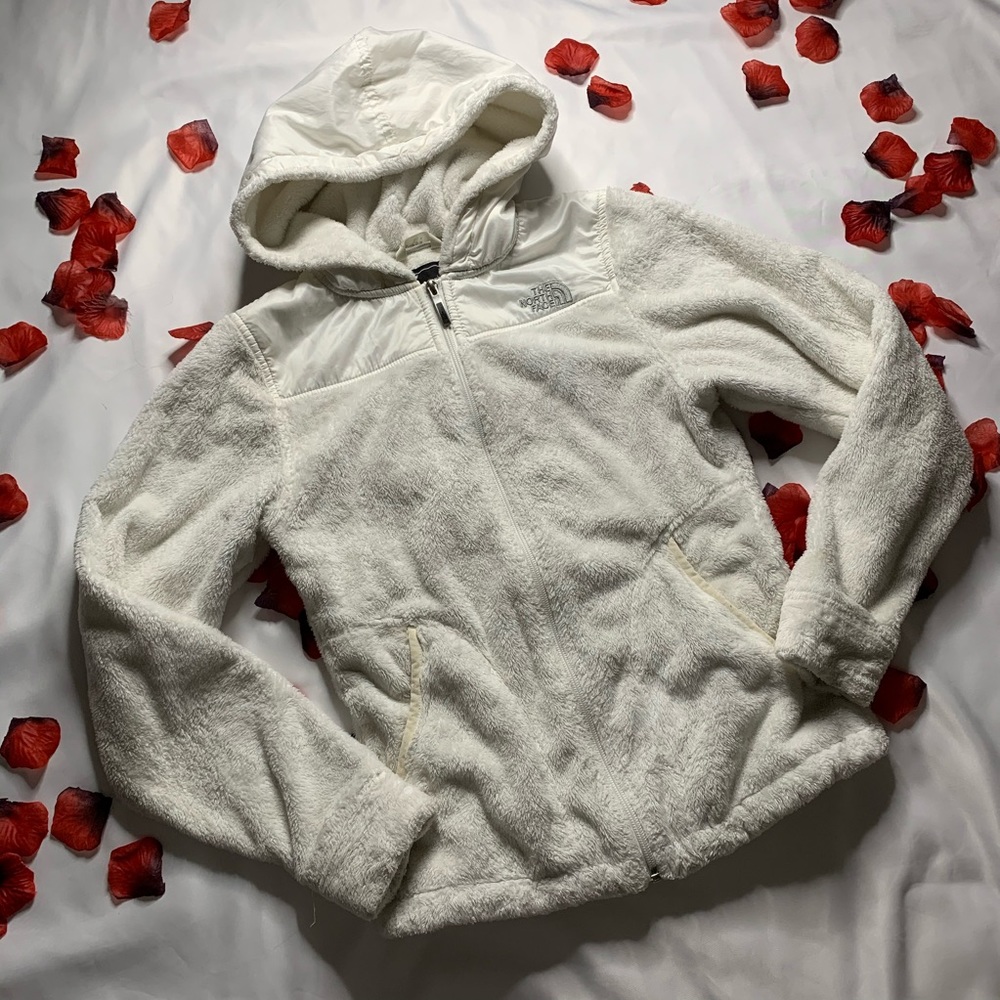 North Face White Women’s Oso Hoodie/Jacket